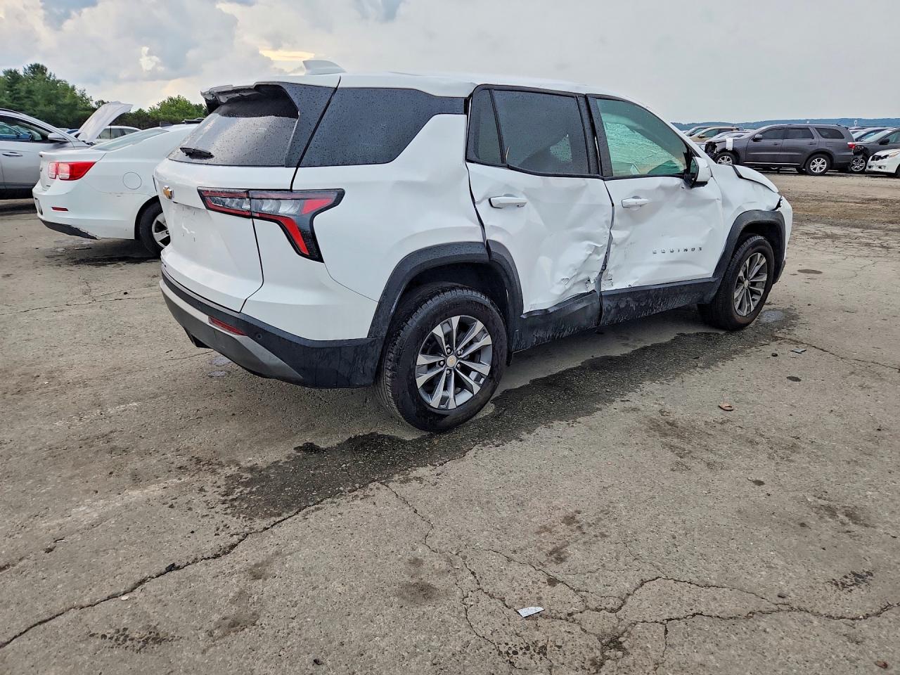 2025 CHEVROLET EQUINOX LT — снимка 3
