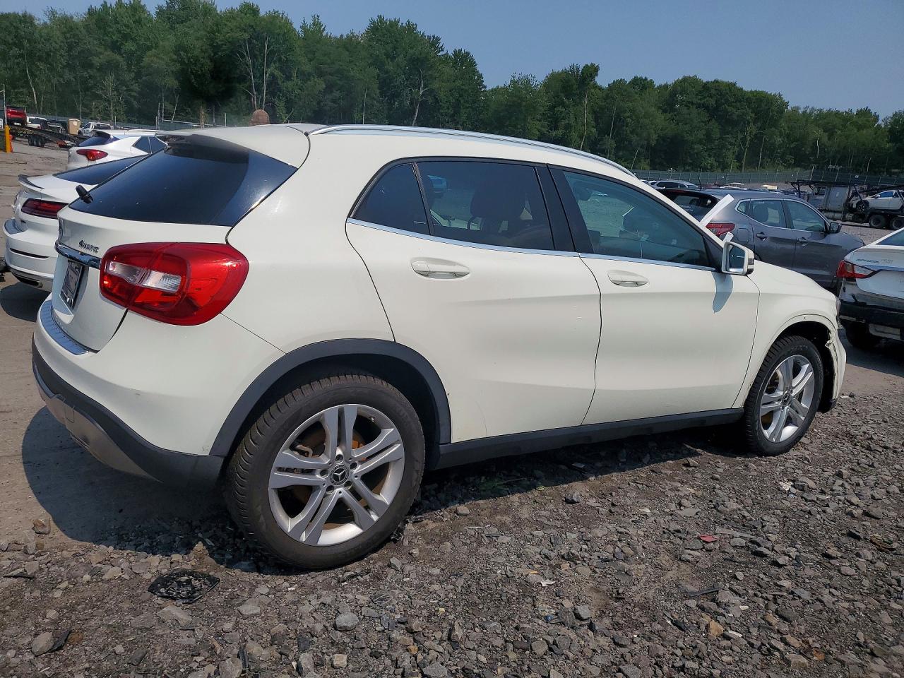 2018 MERCEDES-BENZ GLA 250 4MATIC — снимка 3