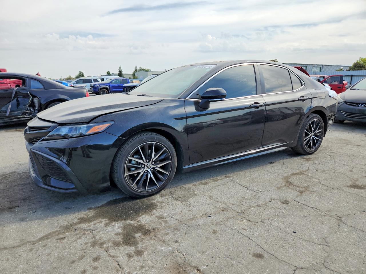 2021 TOYOTA CAMRY SE