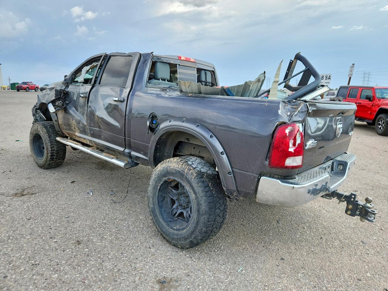 2018 RAM 3500 SLT — снимка 2