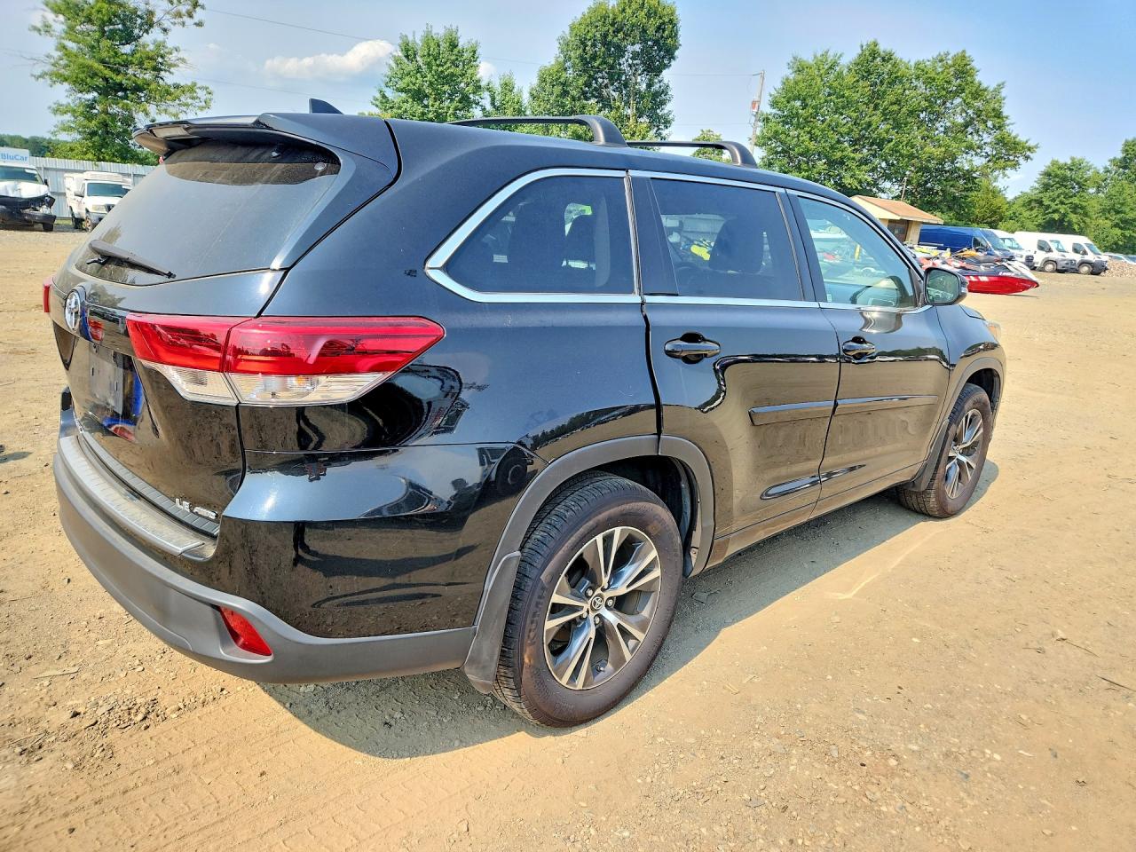 2018 TOYOTA HIGHLANDER LE PLUS — снимка 3