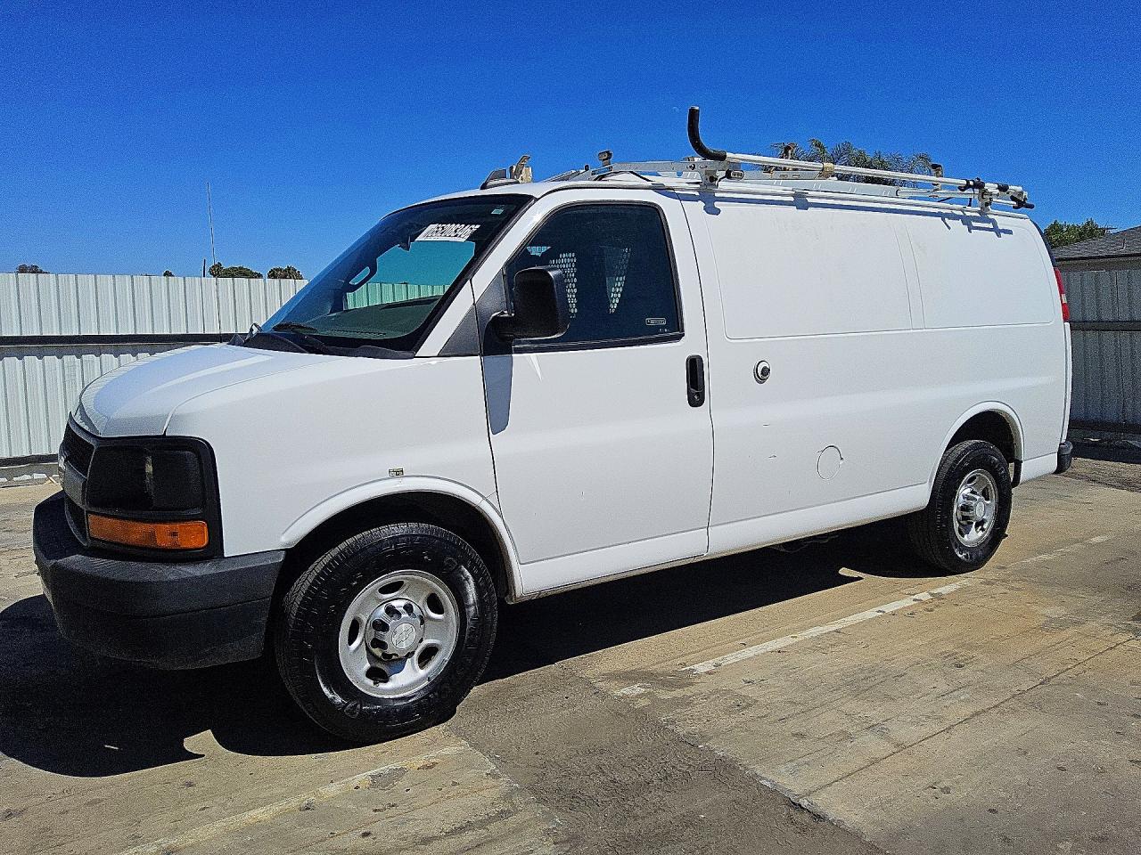 2016 CHEVROLET EXPRESS G2500