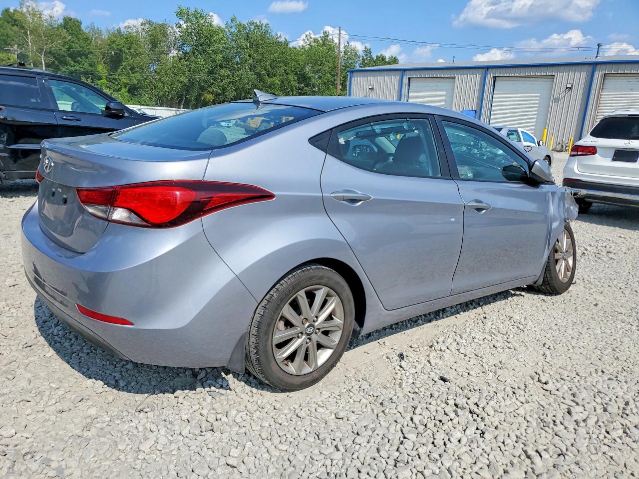 2016 HYUNDAI ELANTRA SE — снимка 3