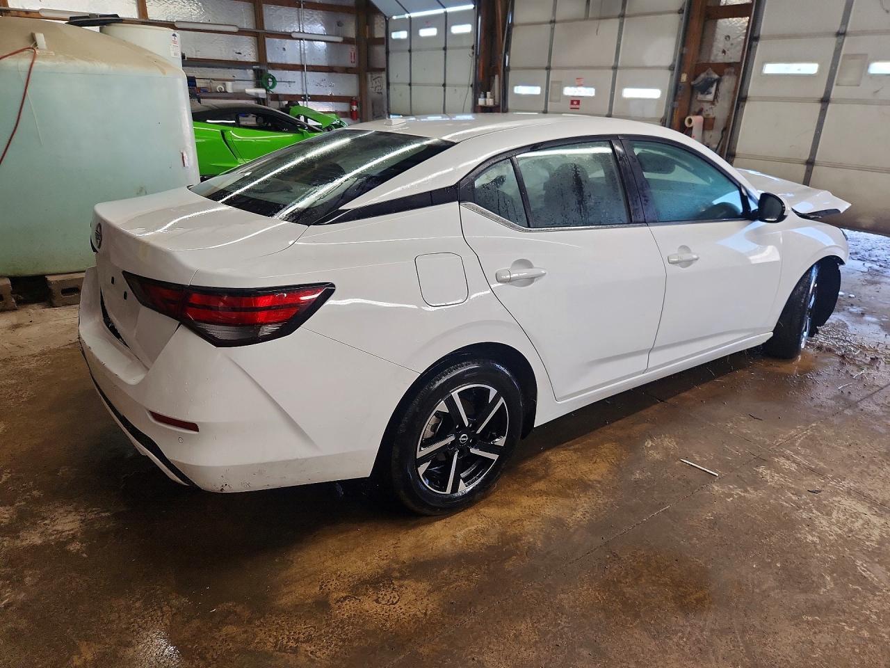 2025 NISSAN SENTRA SV — снимка 3