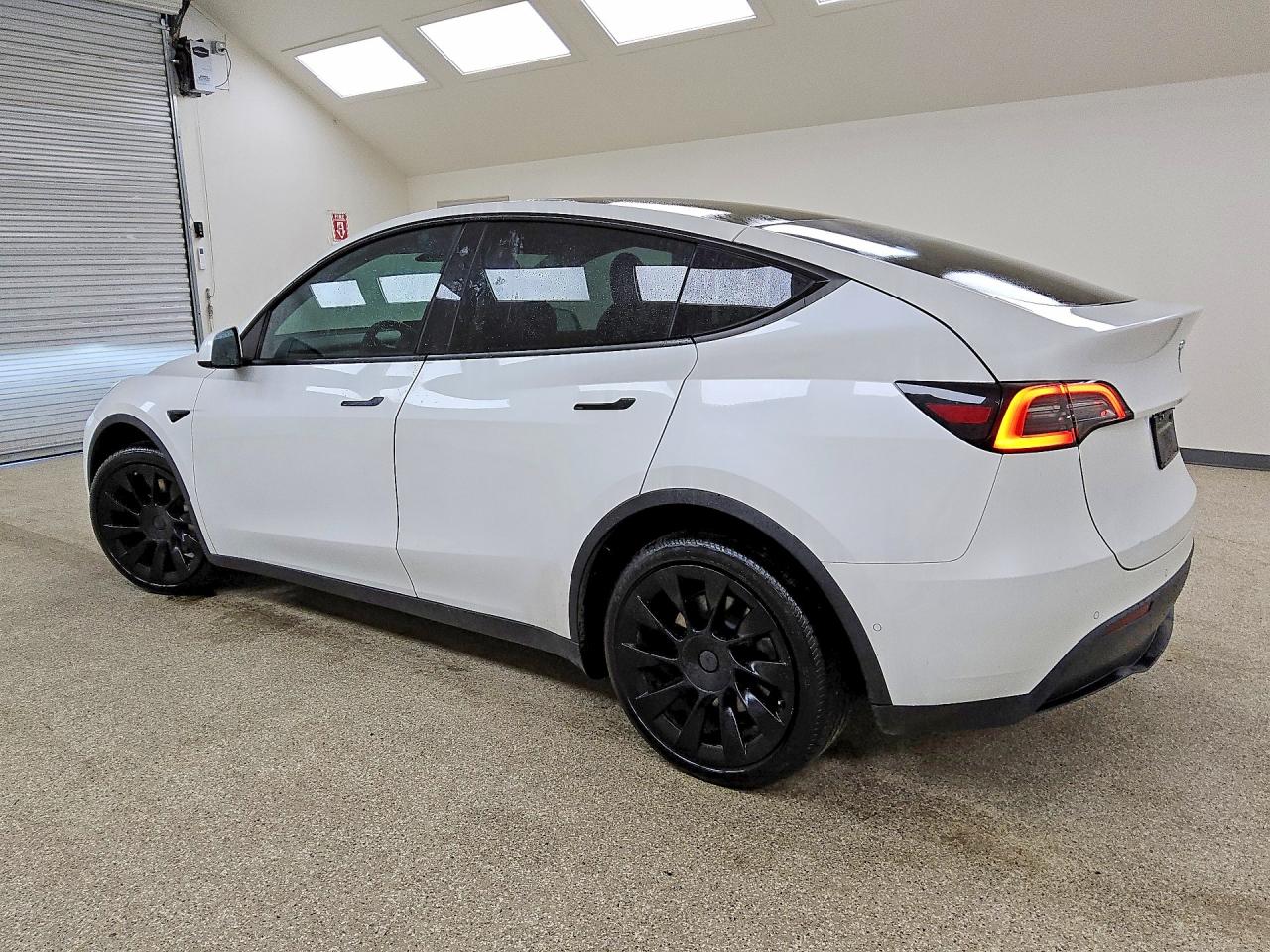 2021 TESLA MODEL Y — снимка 2