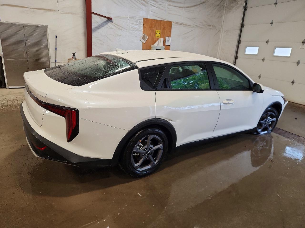 2026 KIA K4 LXS — photo 3