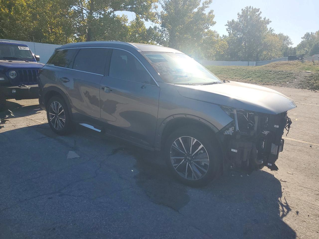 2026 INFINITI QX60 LUXE — снимка 4