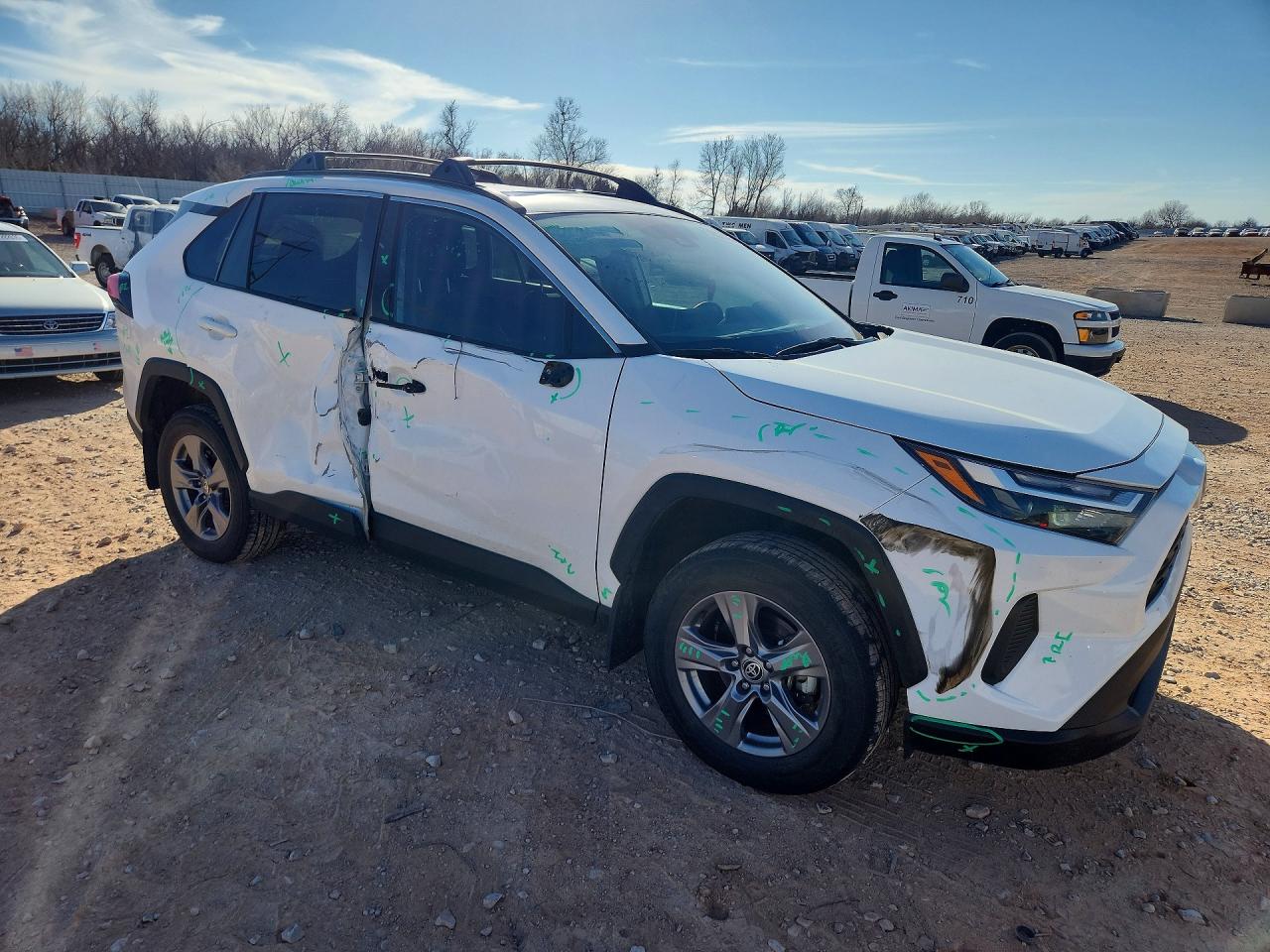 2024 TOYOTA RAV4 XLE — снимка 4