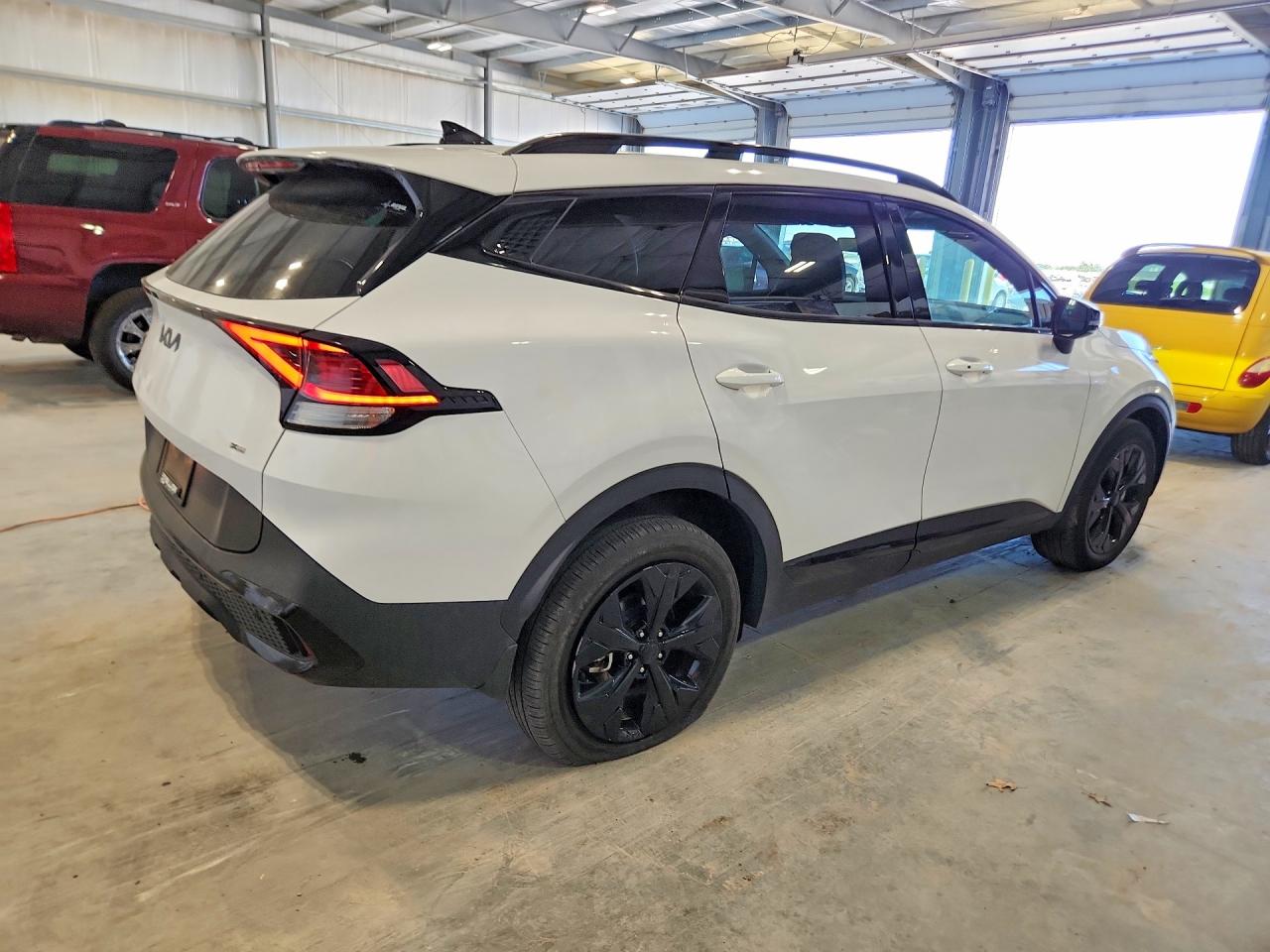 2025 KIA SPORTAGE X LINE — снимка 3