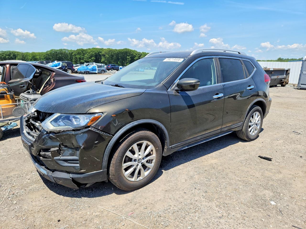 2017 NISSAN ROGUE SV