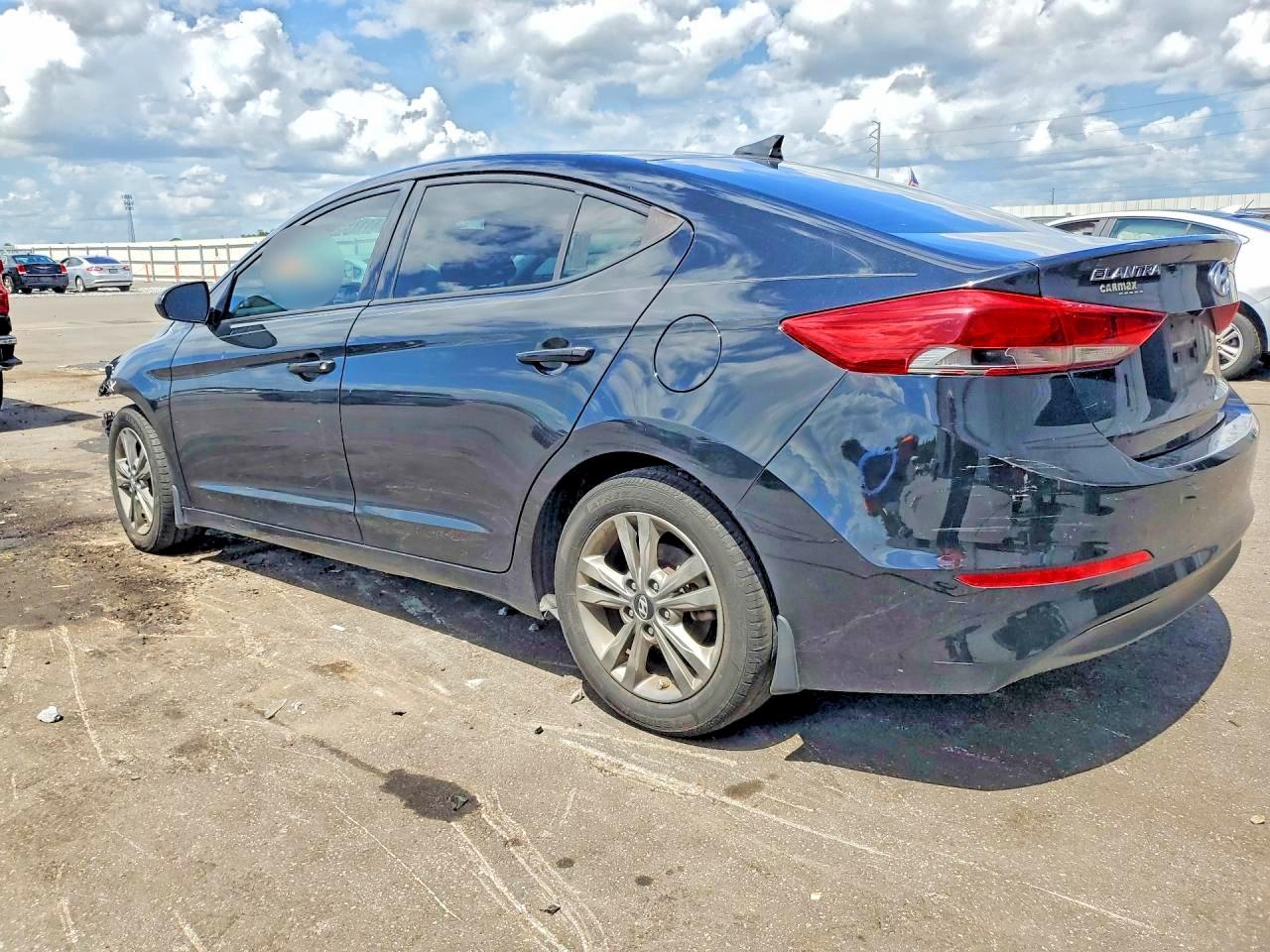 2018 HYUNDAI ELANTRA SEL — снимка 2