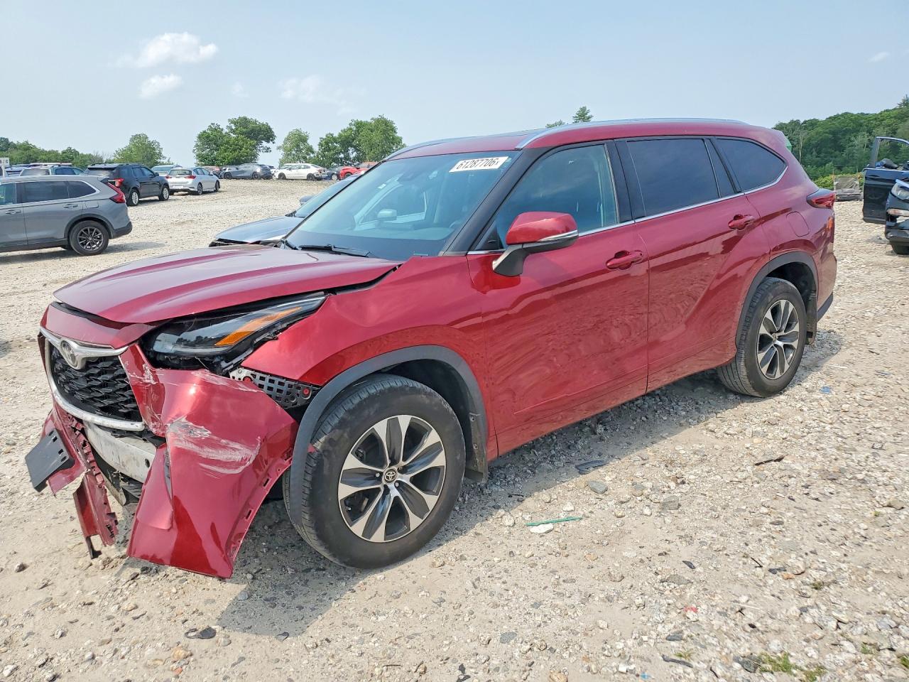 2021 TOYOTA HIGHLANDER XLE