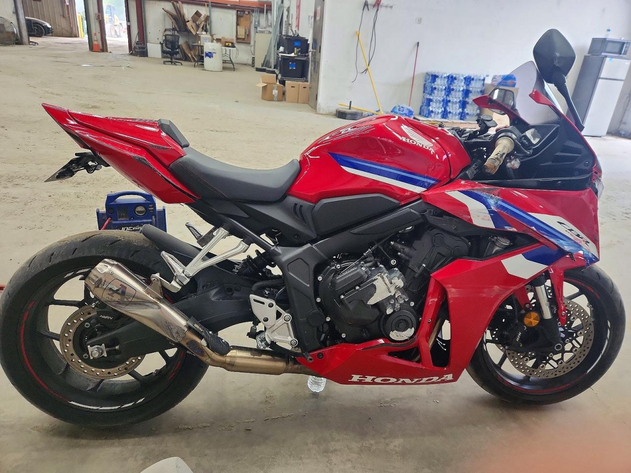 2024 HONDA CBR650 R