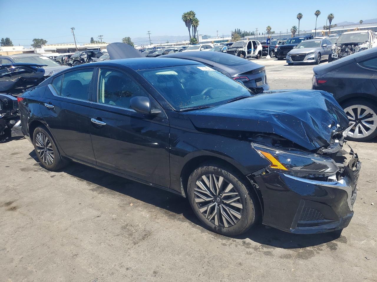 2025 NISSAN ALTIMA SV — снимка 4