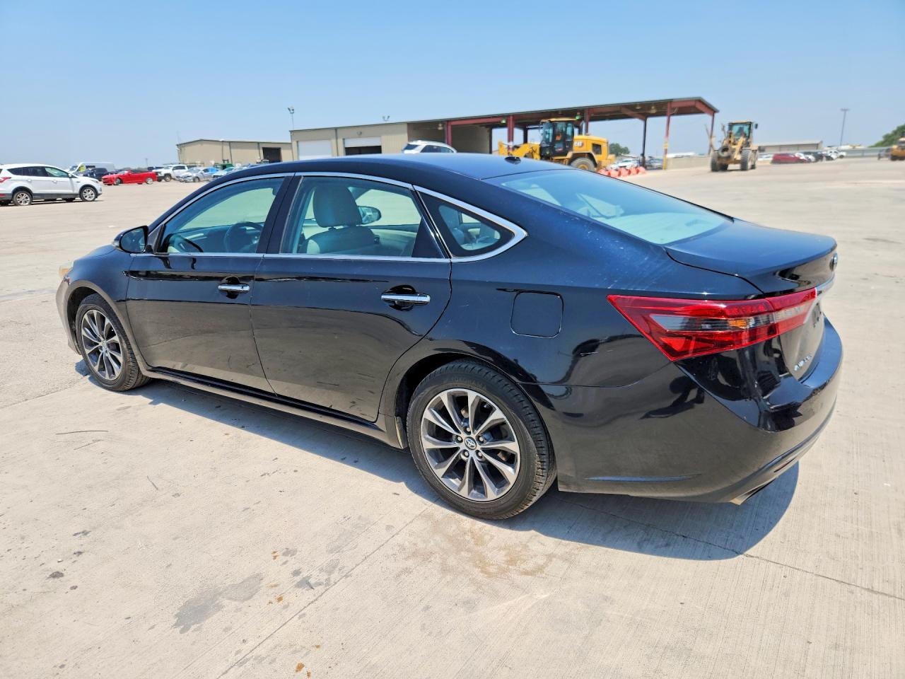 2016 TOYOTA AVALON XLE — снимка 2