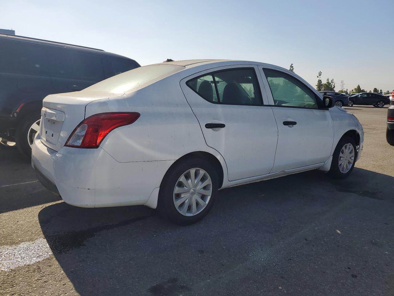 2015 NISSAN VERSA 1.6 S — снимка 3