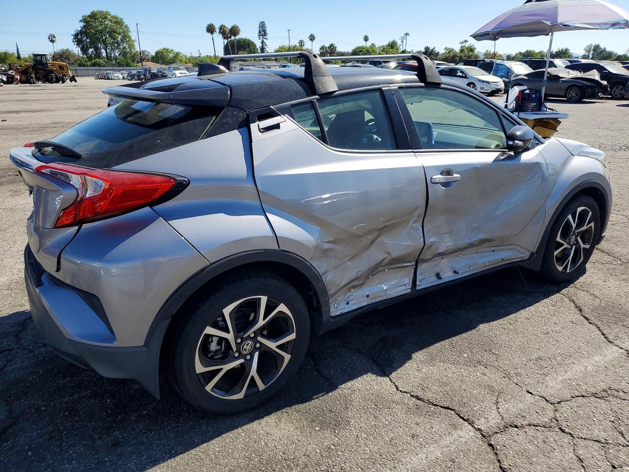 2020 TOYOTA C-HR XLE — снимка 3