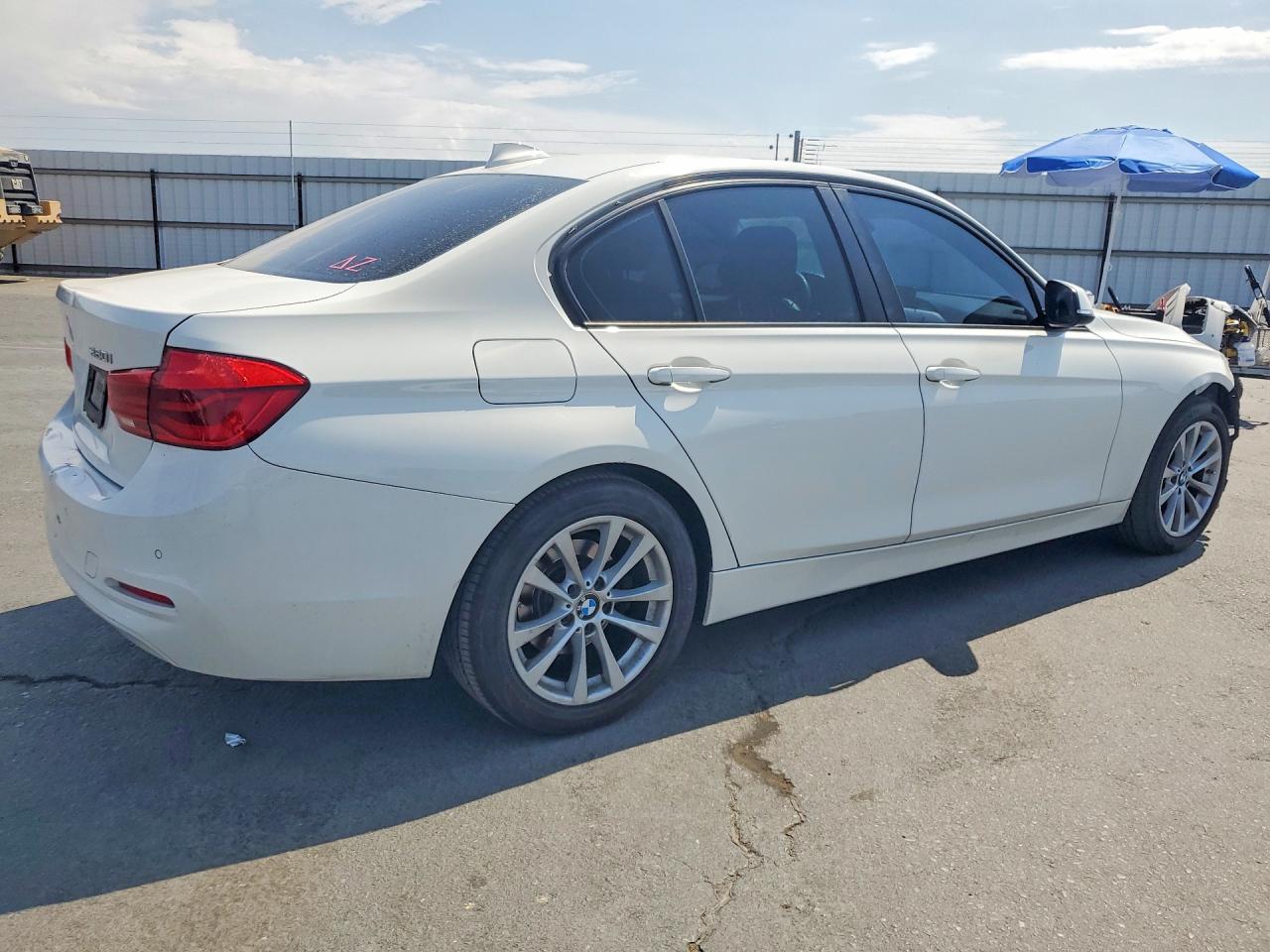 2016 BMW 320 I — снимка 3