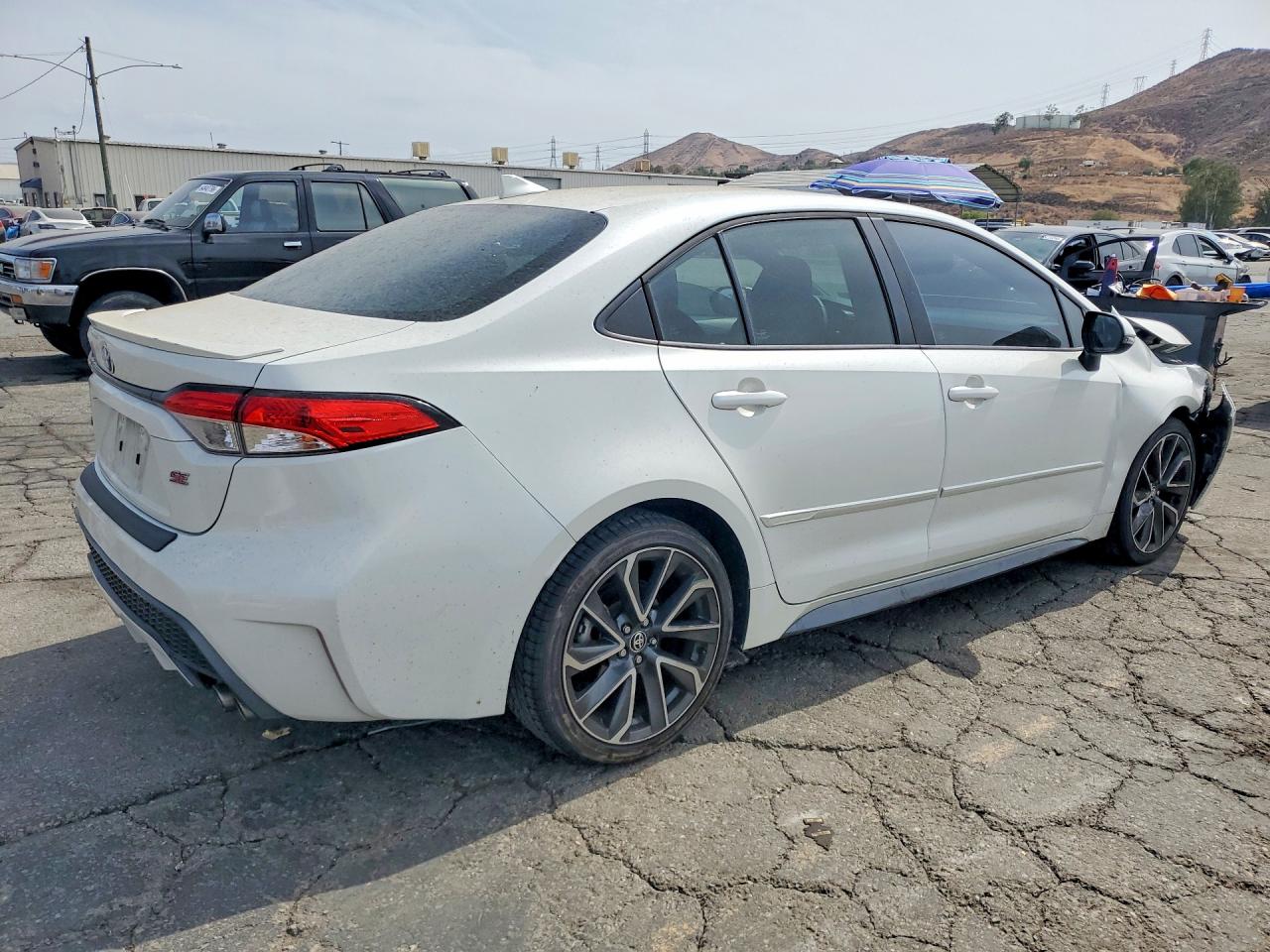 2020 TOYOTA COROLLA SE — снимка 3