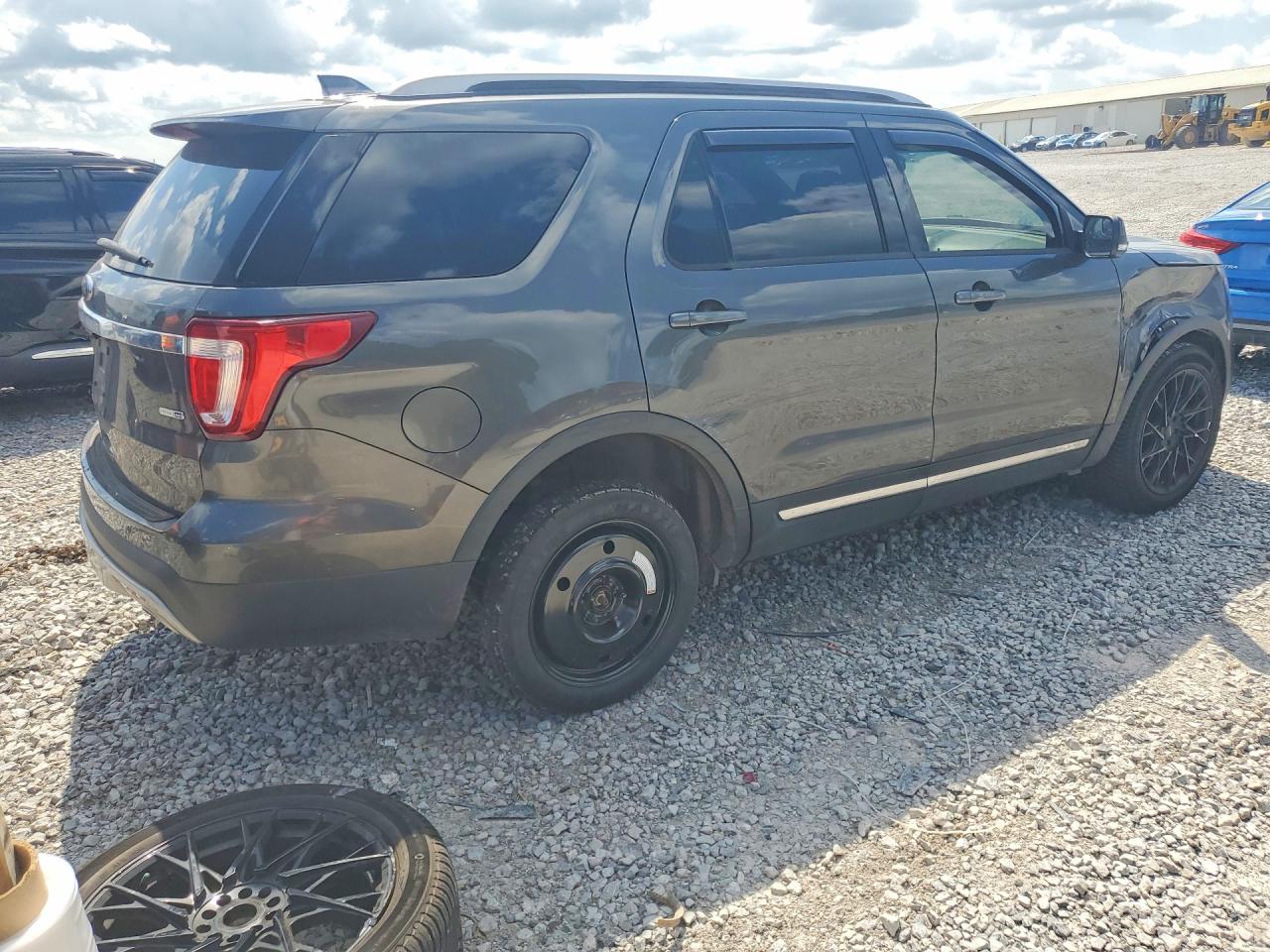 2016 FORD EXPLORER XLT — снимка 3