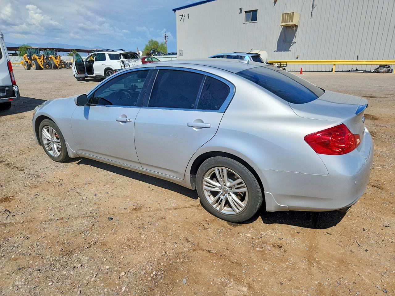 2013 INFINITI G37 SEDAN X — снимка 2
