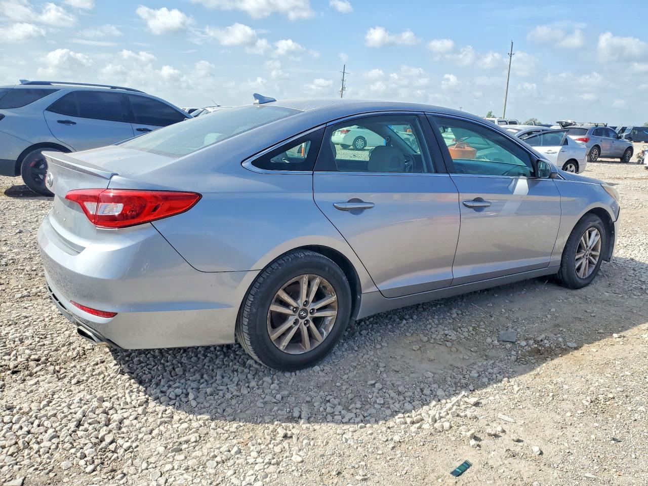 2017 HYUNDAI SONATA SE — снимка 3