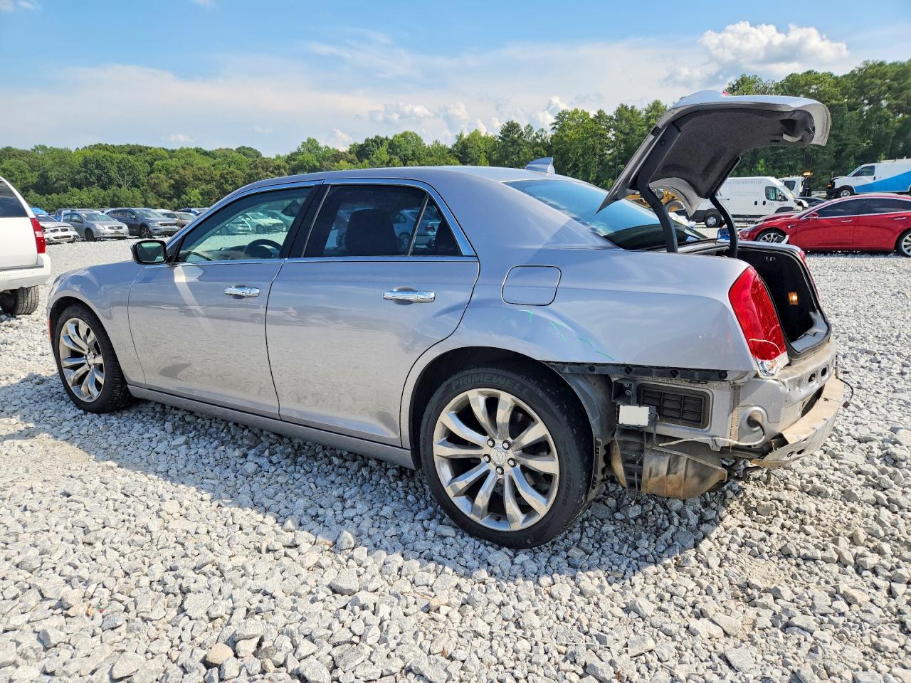 2017 CHRYSLER 300C — снимка 2