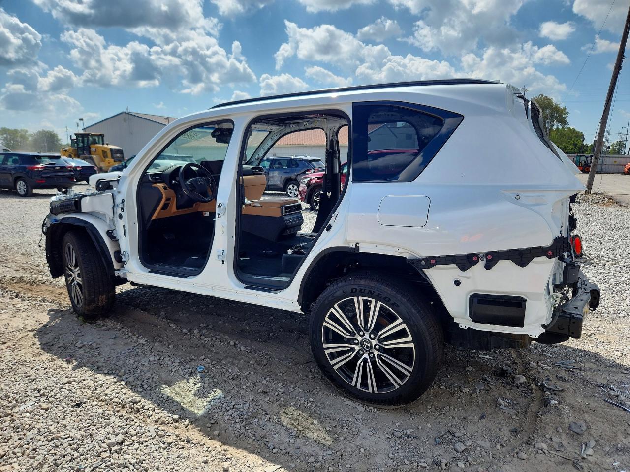 2026 LEXUS LX 600 LUXURY — снимка 2