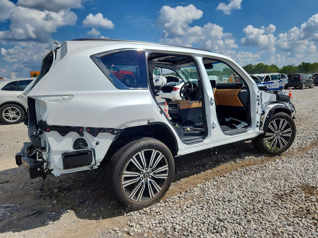 2026 LEXUS LX 600 LUXURY — снимка 3