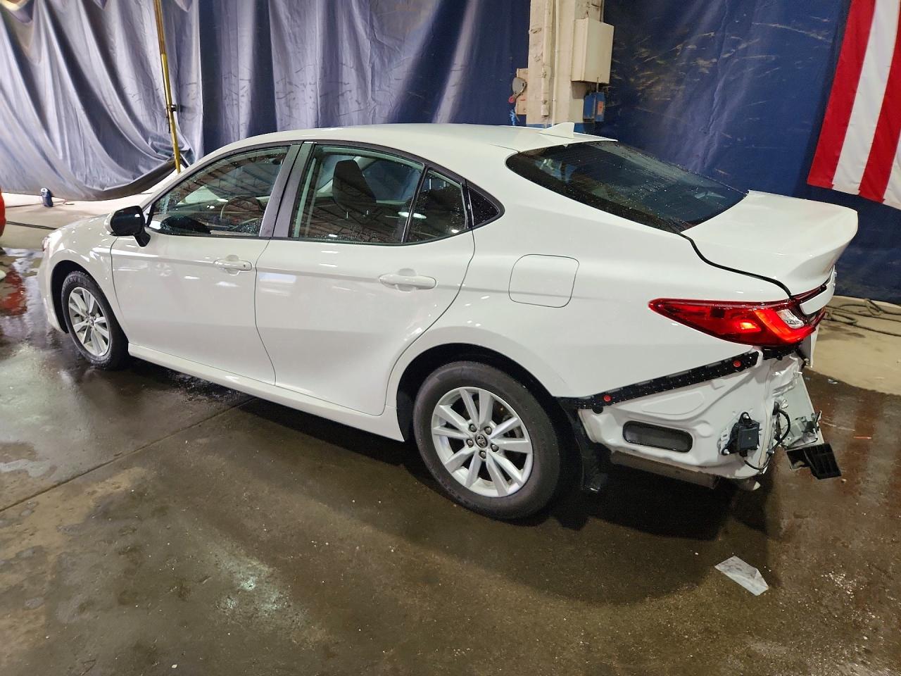 2026 TOYOTA CAMRY LE — снимка 2
