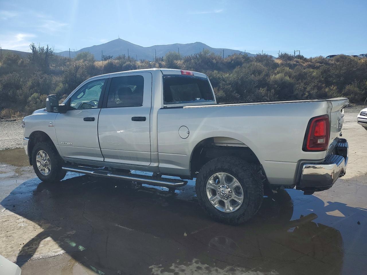 2026 RAM 2500 BIG HORN — снимка 2