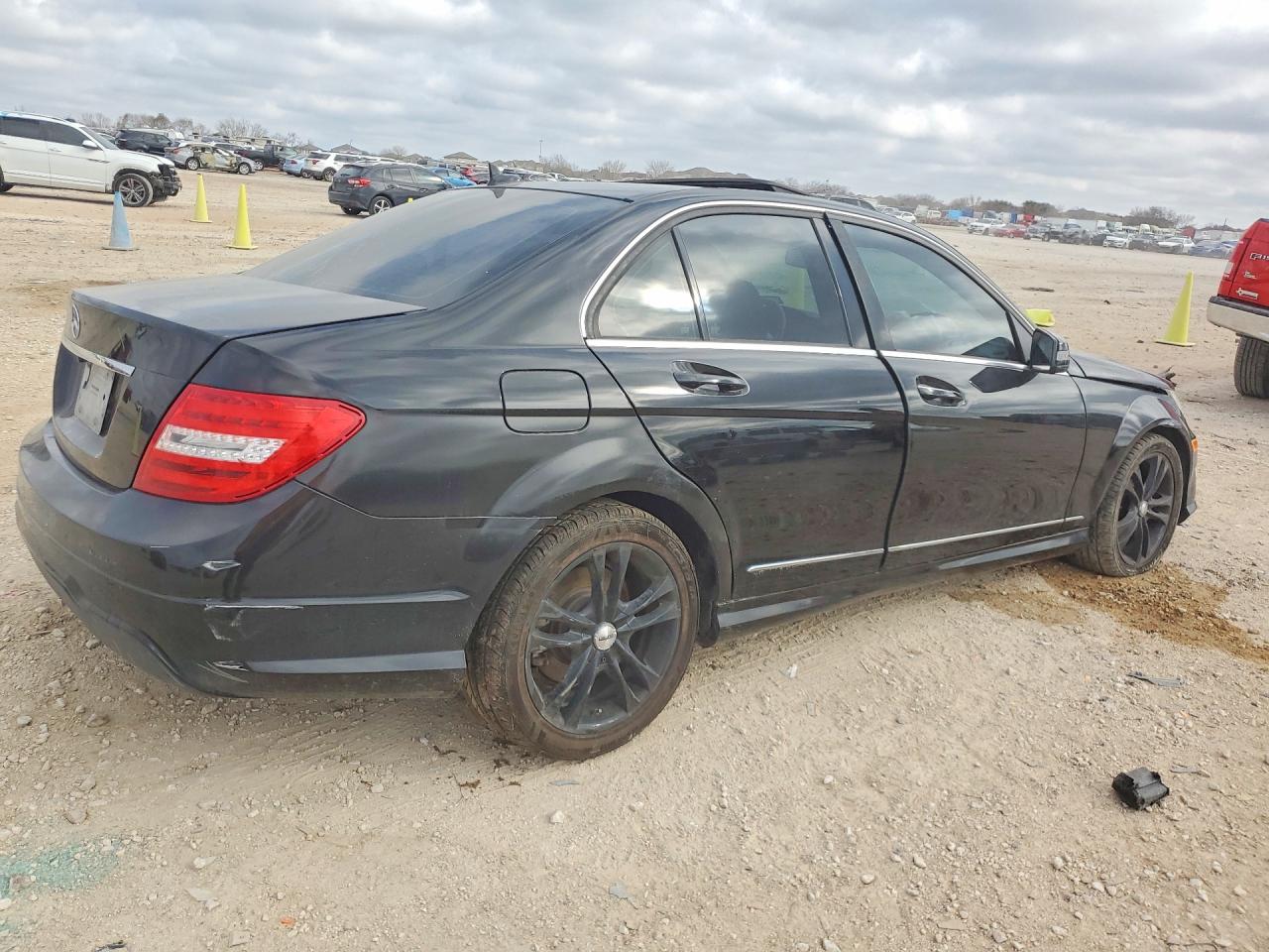 2013 MERCEDES-BENZ C 250 — снимка 3