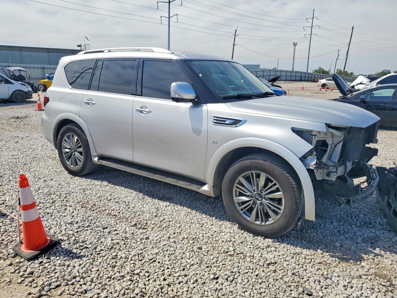 2020 INFINITI QX80 LUXE — снимка 4