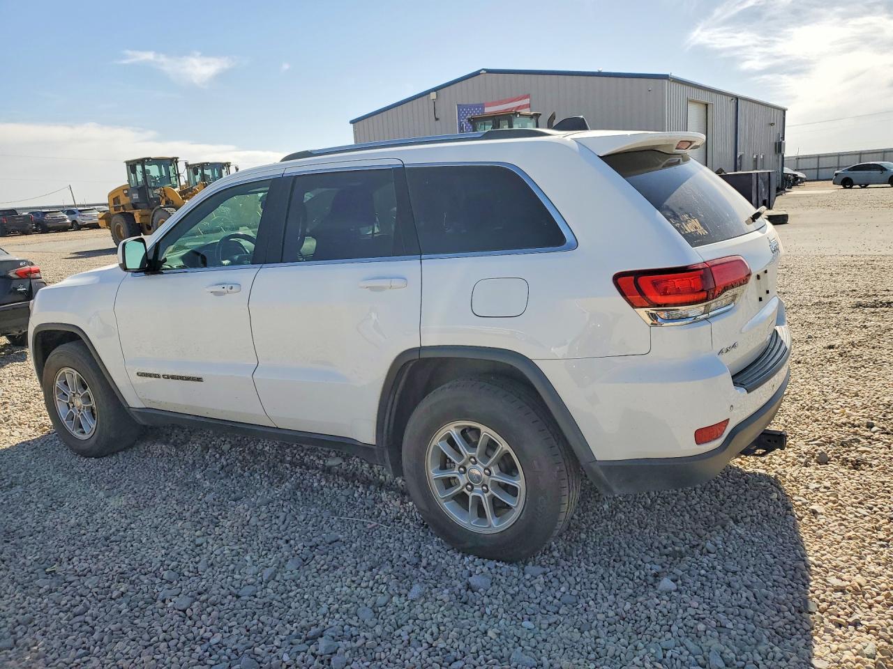 2020 JEEP GRAND CHEROKEE LAREDO — снимка 2