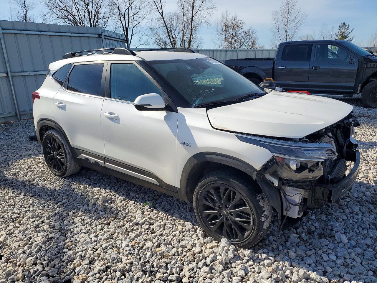 2023 KIA SELTOS NIGHTFALL — снимка 4