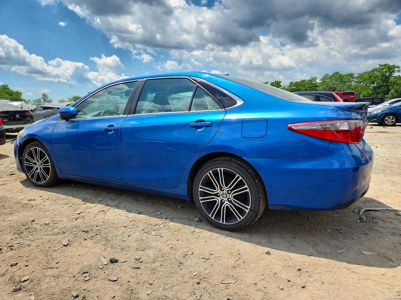 2016 TOYOTA CAMRY SPECIAL EDITION — снимка 2