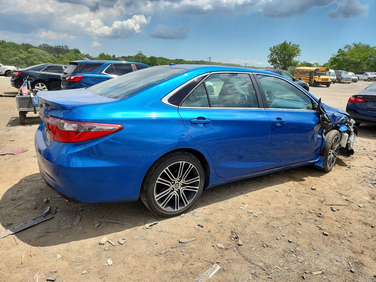 2016 TOYOTA CAMRY SPECIAL EDITION — снимка 3
