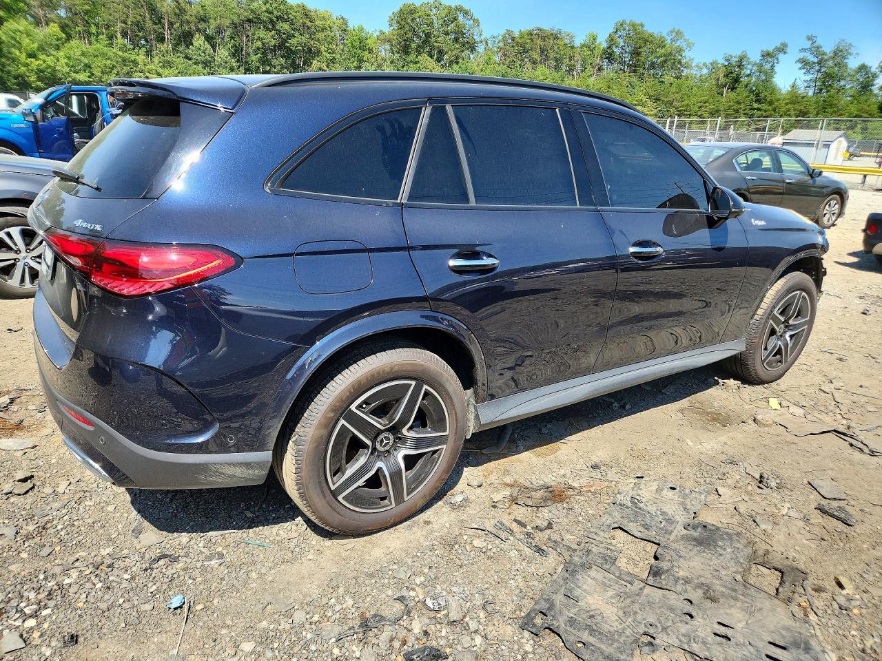 2023 MERCEDES-BENZ GLC 300 4MATIC — снимка 3