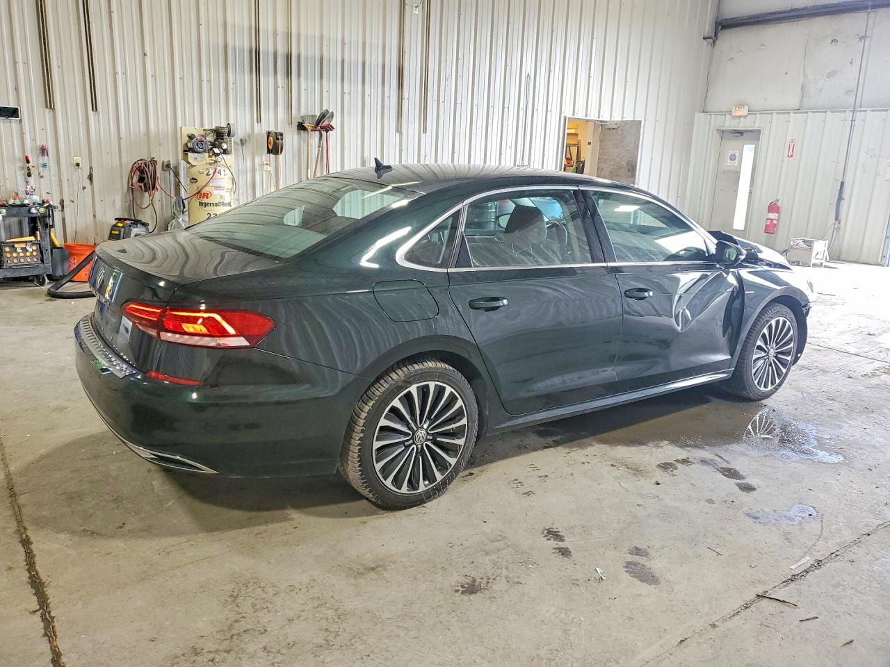 2022 VOLKSWAGEN PASSAT LIMITED EDITION — снимка 3