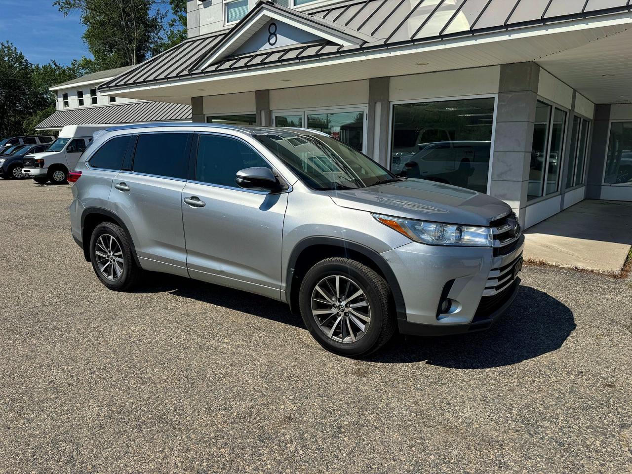 2017 TOYOTA HIGHLANDER XLE