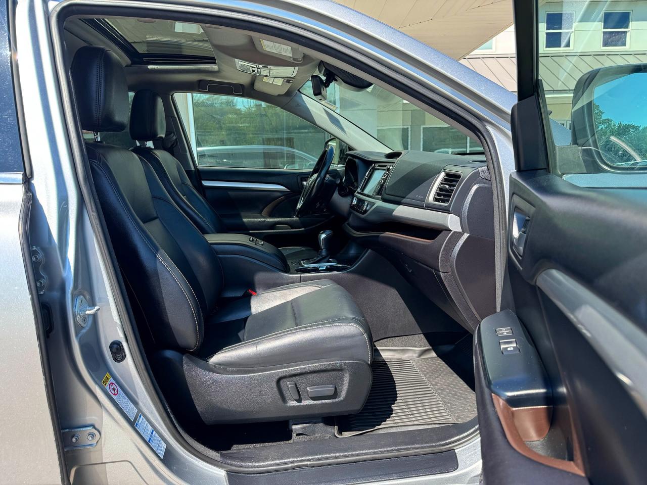 2017 TOYOTA HIGHLANDER XLE — снимка 5