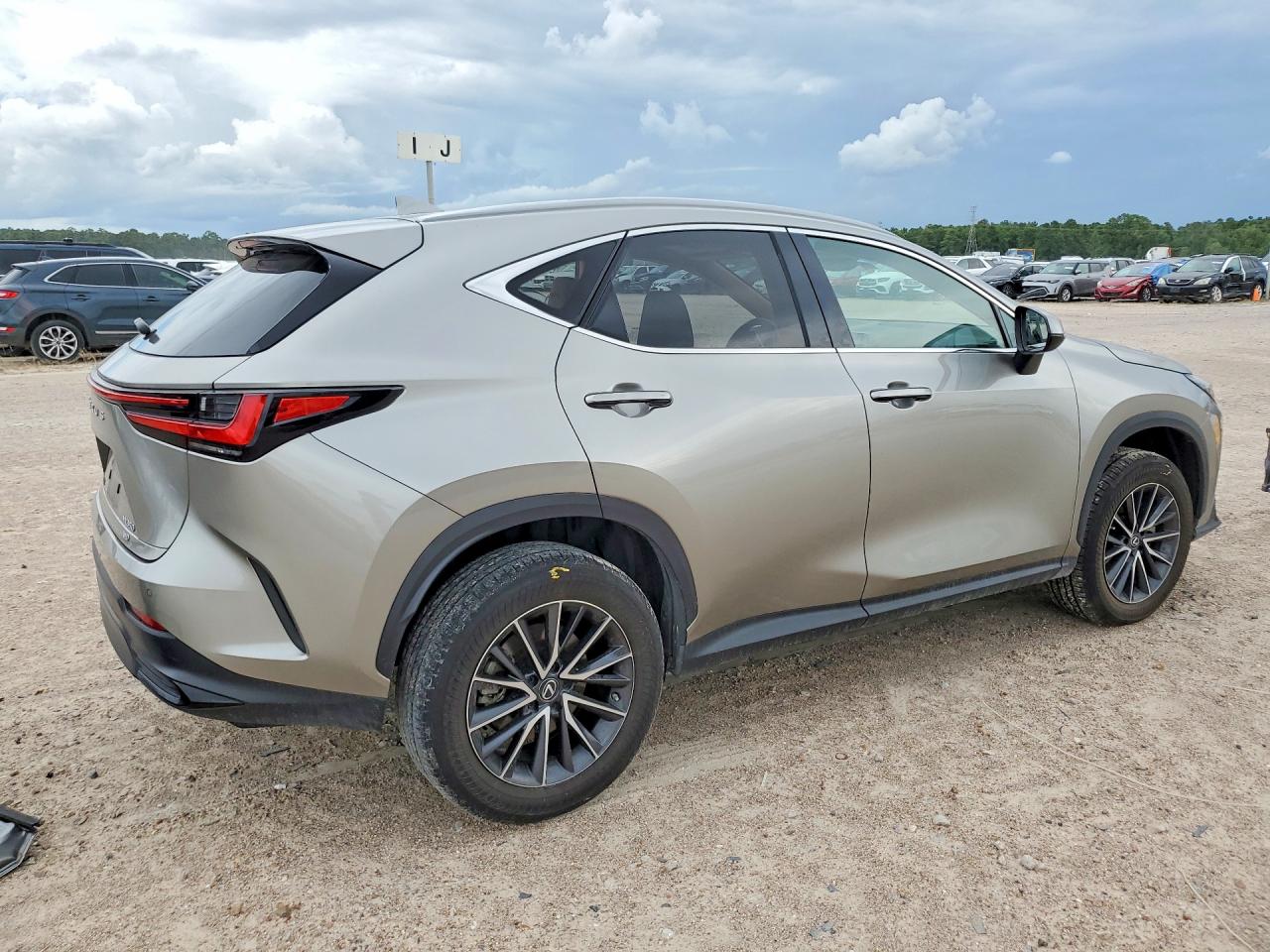 2023 LEXUS NX 350 — снимка 3