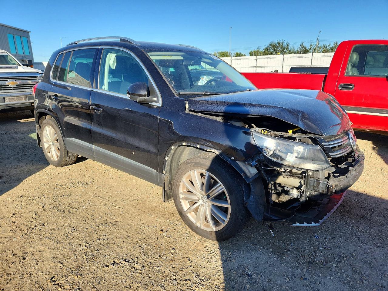 2015 VOLKSWAGEN TIGUAN S — снимка 4