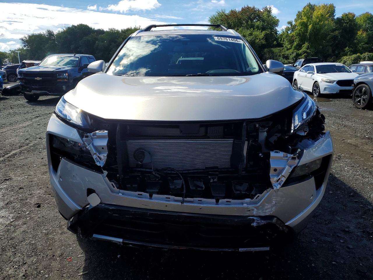 2026 NISSAN ROGUE PLATINUM — photo 5