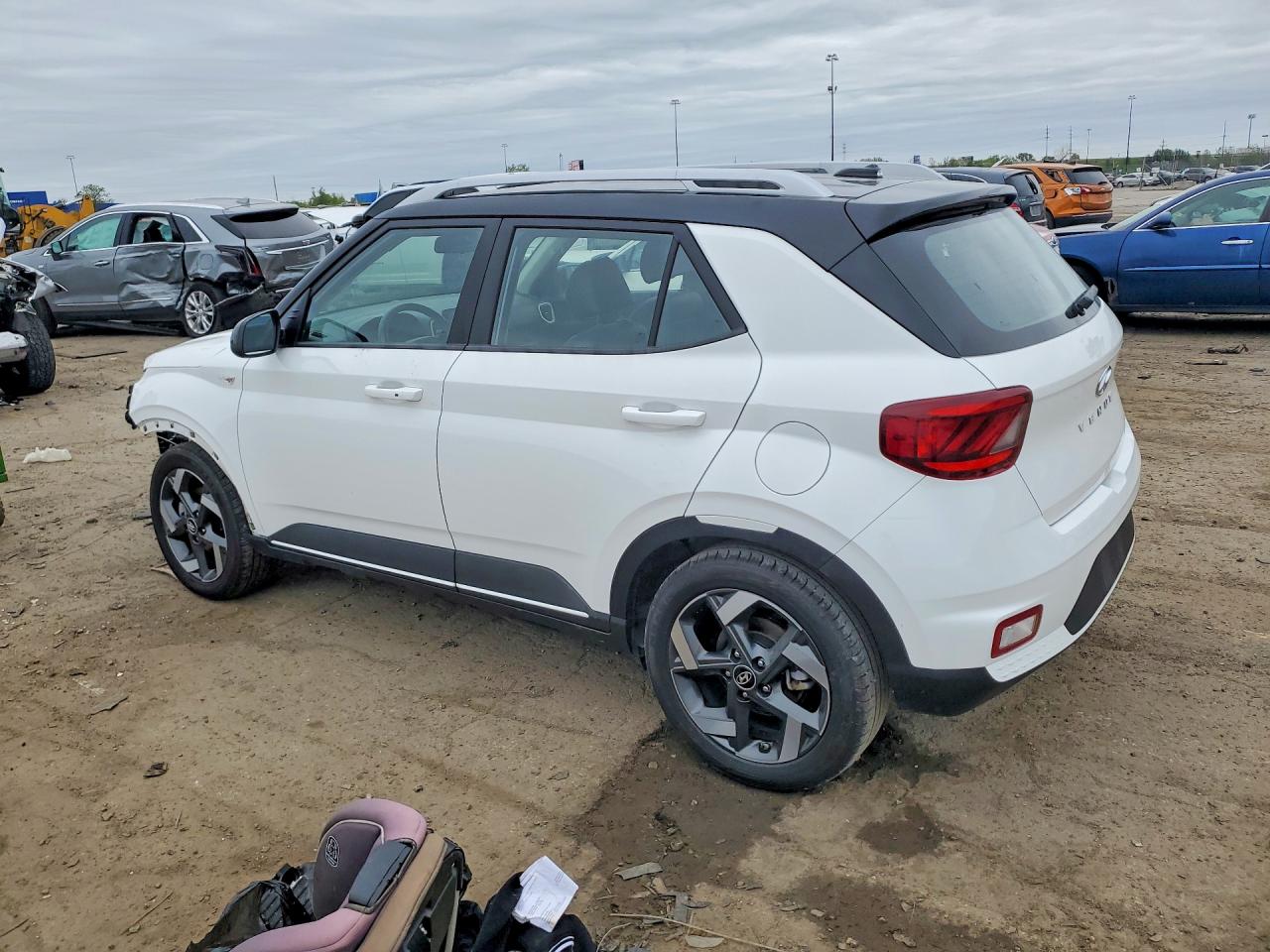 2026 HYUNDAI VENUE SEL — снимка 2