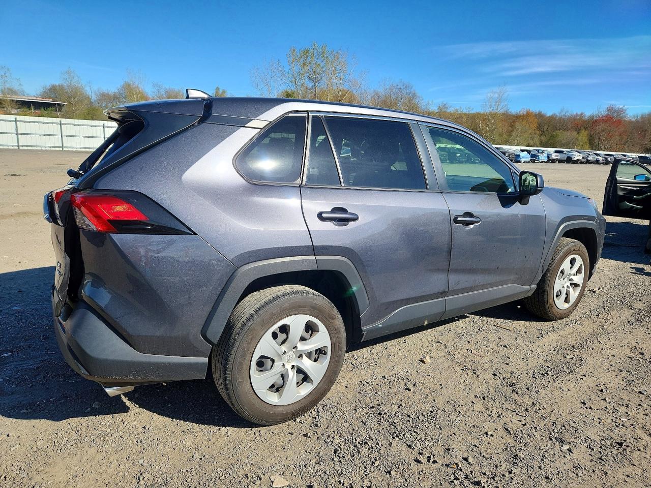 2023 TOYOTA RAV4 LE — снимка 3