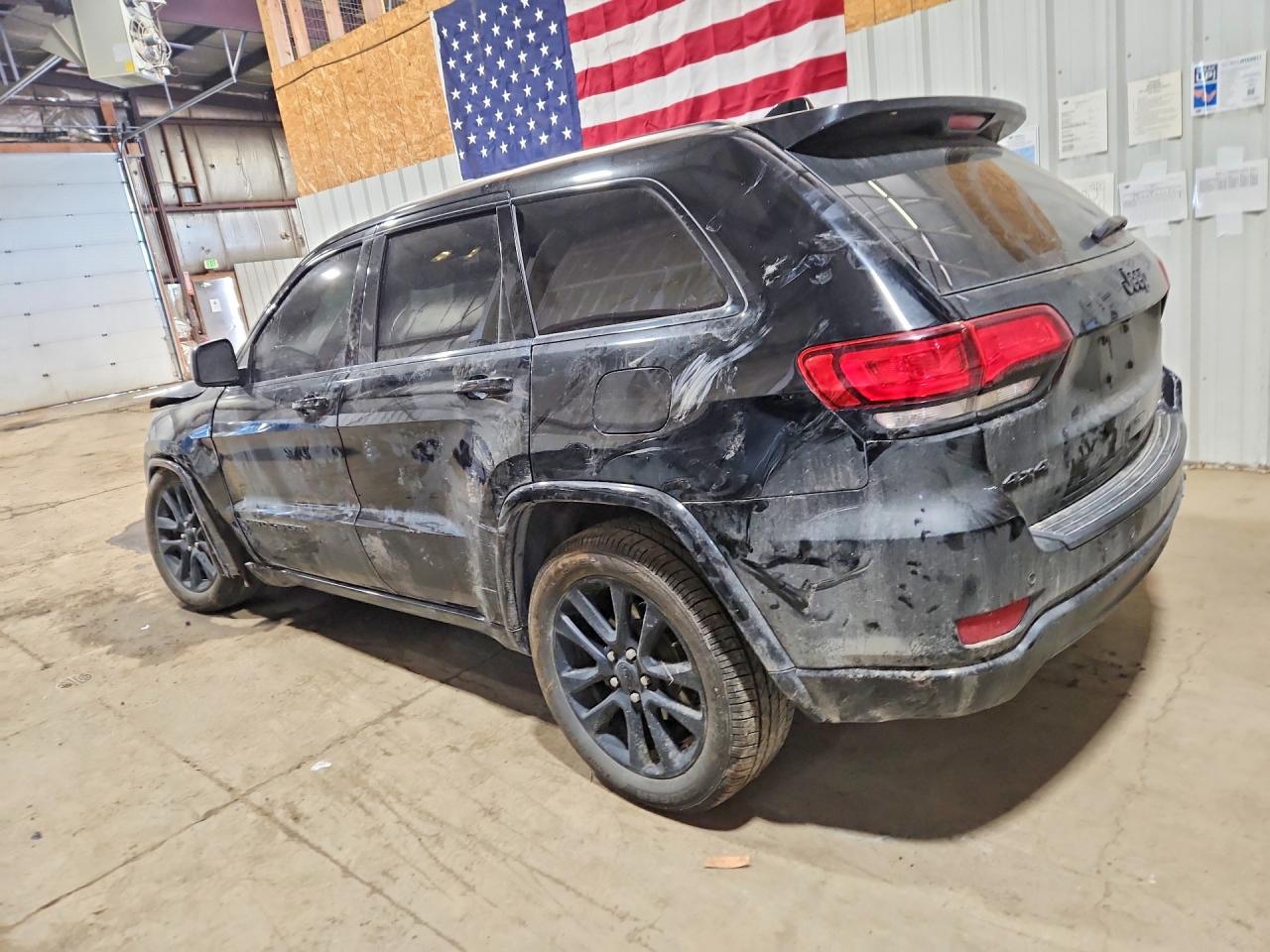 2020 JEEP GRAND CHEROKEE LAREDO — снимка 2