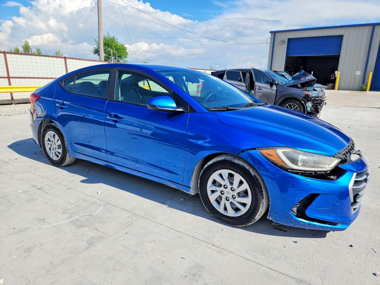2017 HYUNDAI ELANTRA — снимка 4
