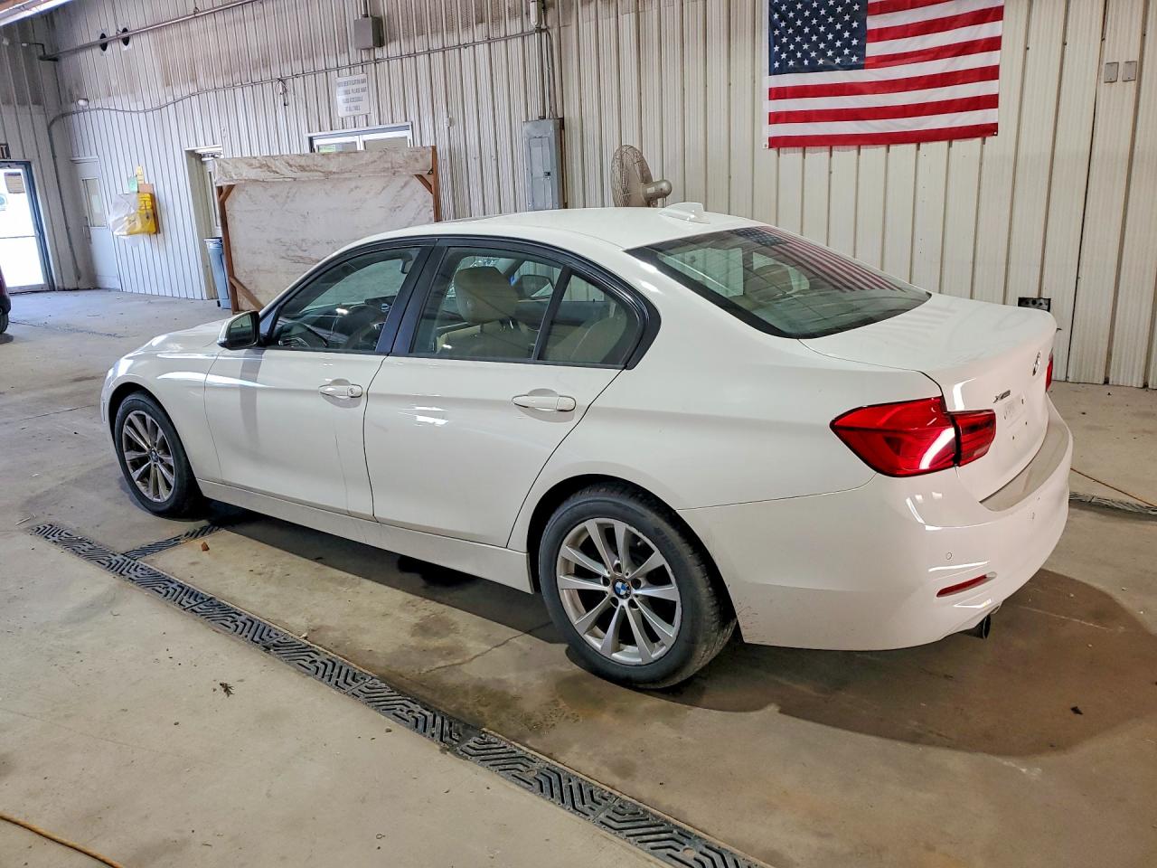 2017 BMW 320 XI — снимка 2