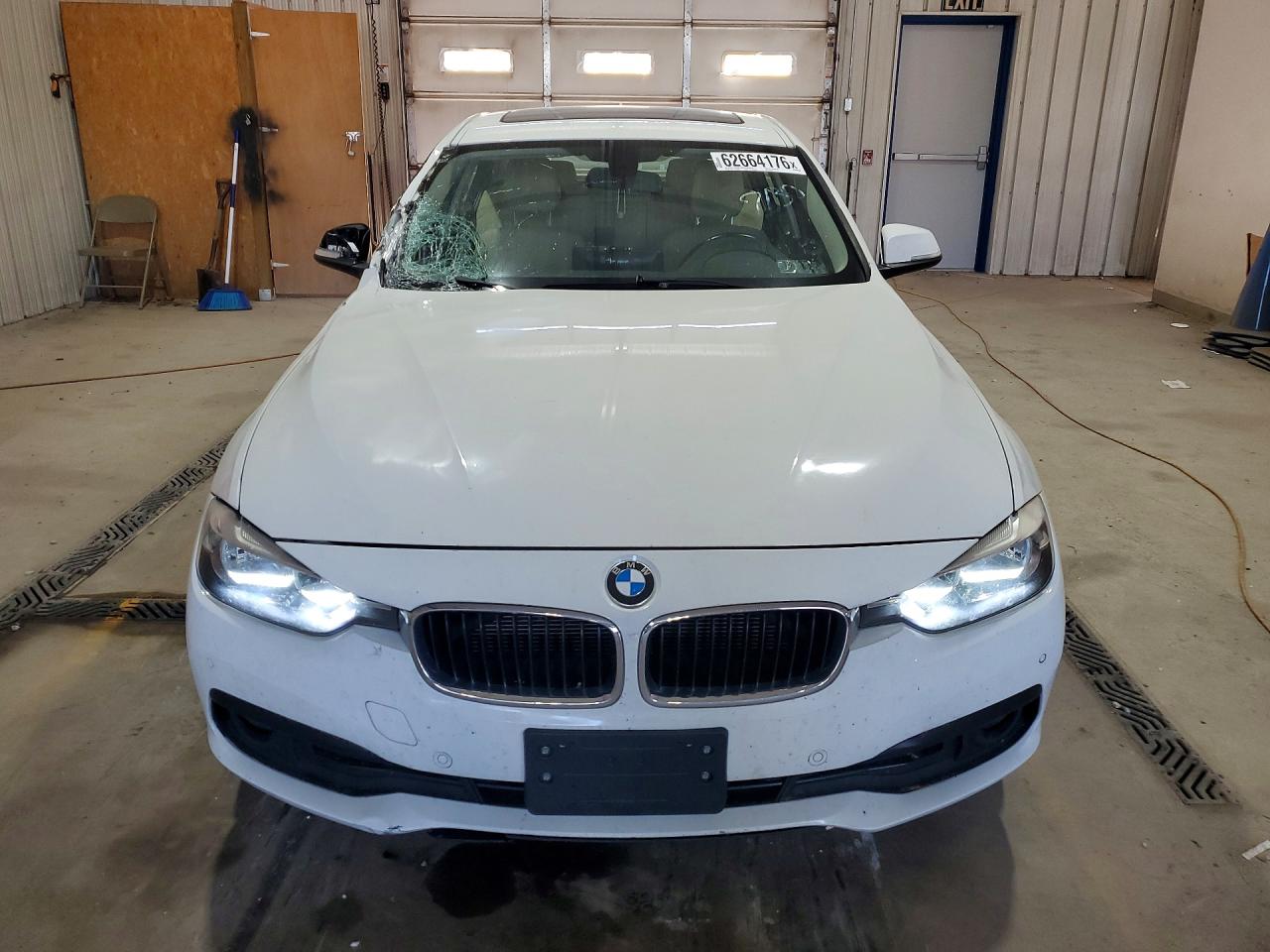 2017 BMW 320 XI — снимка 5